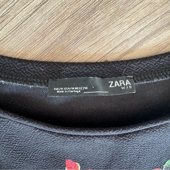 3 FOR $18 SALE Zara Floral Crop Blouse Medium - Picture 2 of 3